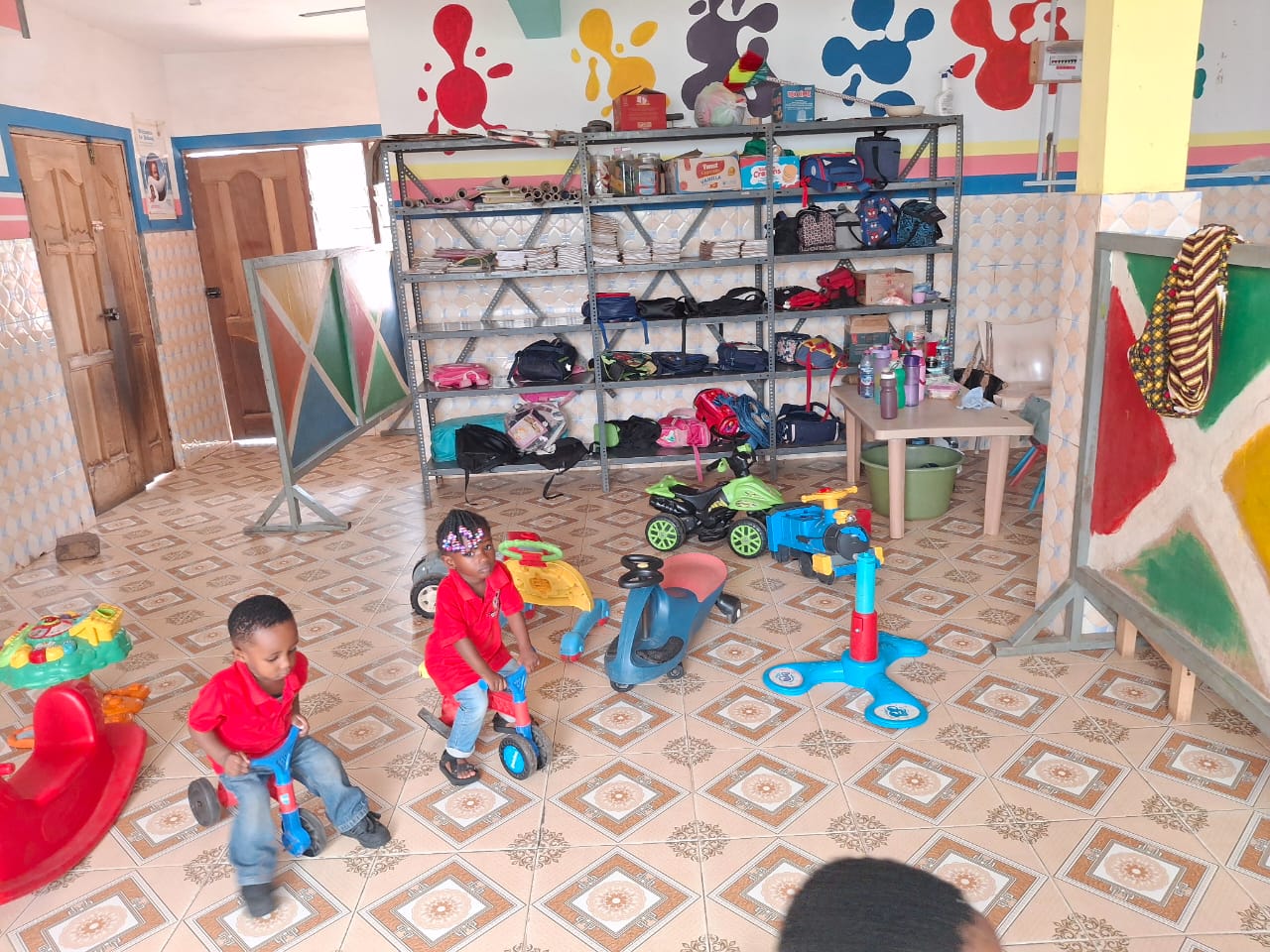 af56340f-ab79-46c1-aa29-b7a8eb33f641